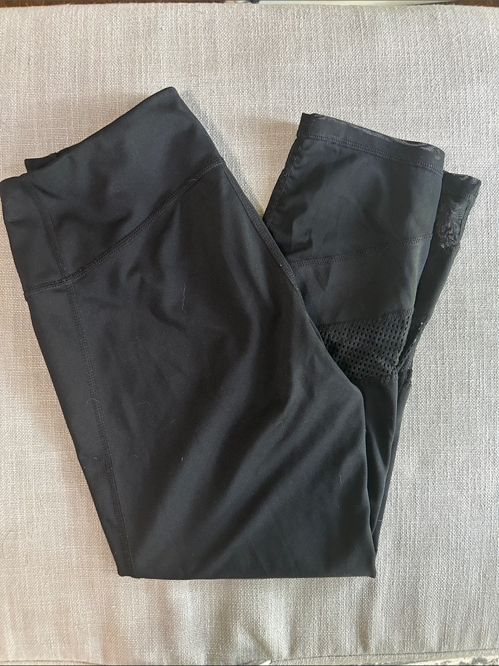 Zella Black Cropped Performance Leggings